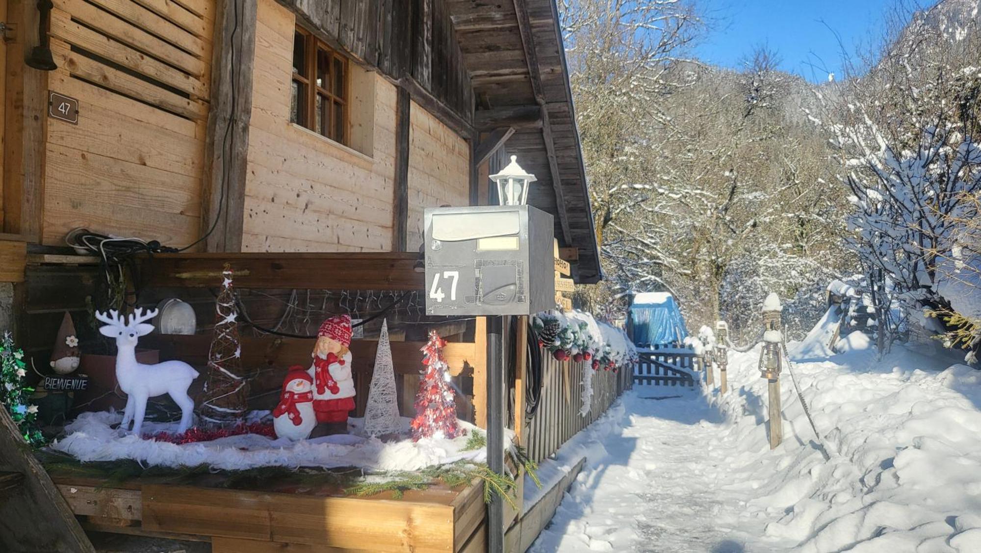 伊斯特若曼德Le Nid Des Cerfs住宿加早餐旅馆 外观 照片